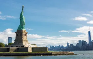 Crédito a freepik -Estatua da liberdade em New York